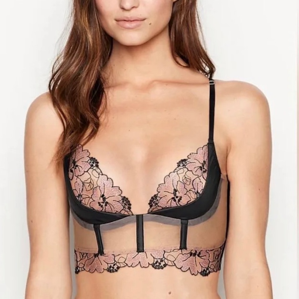 EUC- Victoria’s Secret ‘Very Sexy’ Lined Demi Cup Long Line Bra